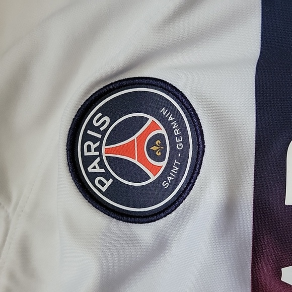 Nike PSG Paris Saint-Germain White Soccer Jersey Size Medium - Picture 3 of 10